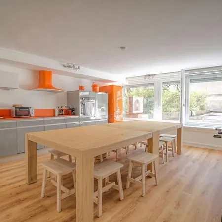 Happy Days, 150m2 De Divertissement, 7 Appartement