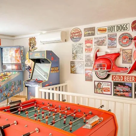Happy Days, 150m2 De Divertissement, 7 *