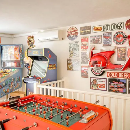 Happy Days, 150m2 De Divertissement, 7 * Lyon