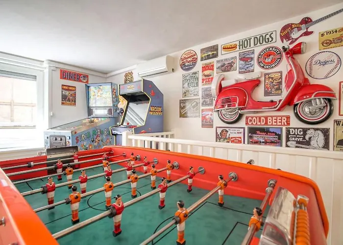 Happy Days, 150m2 De Divertissement, 7 Apartment Lyon