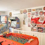 Happy Days, 150m2 De Divertissement, 7 *
